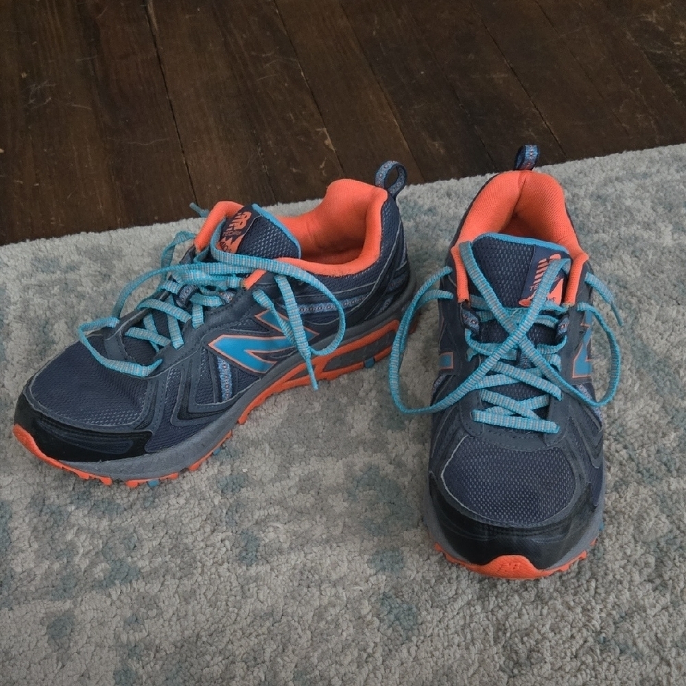 New Balance Women's Athletic Shoes - Navy and Coral